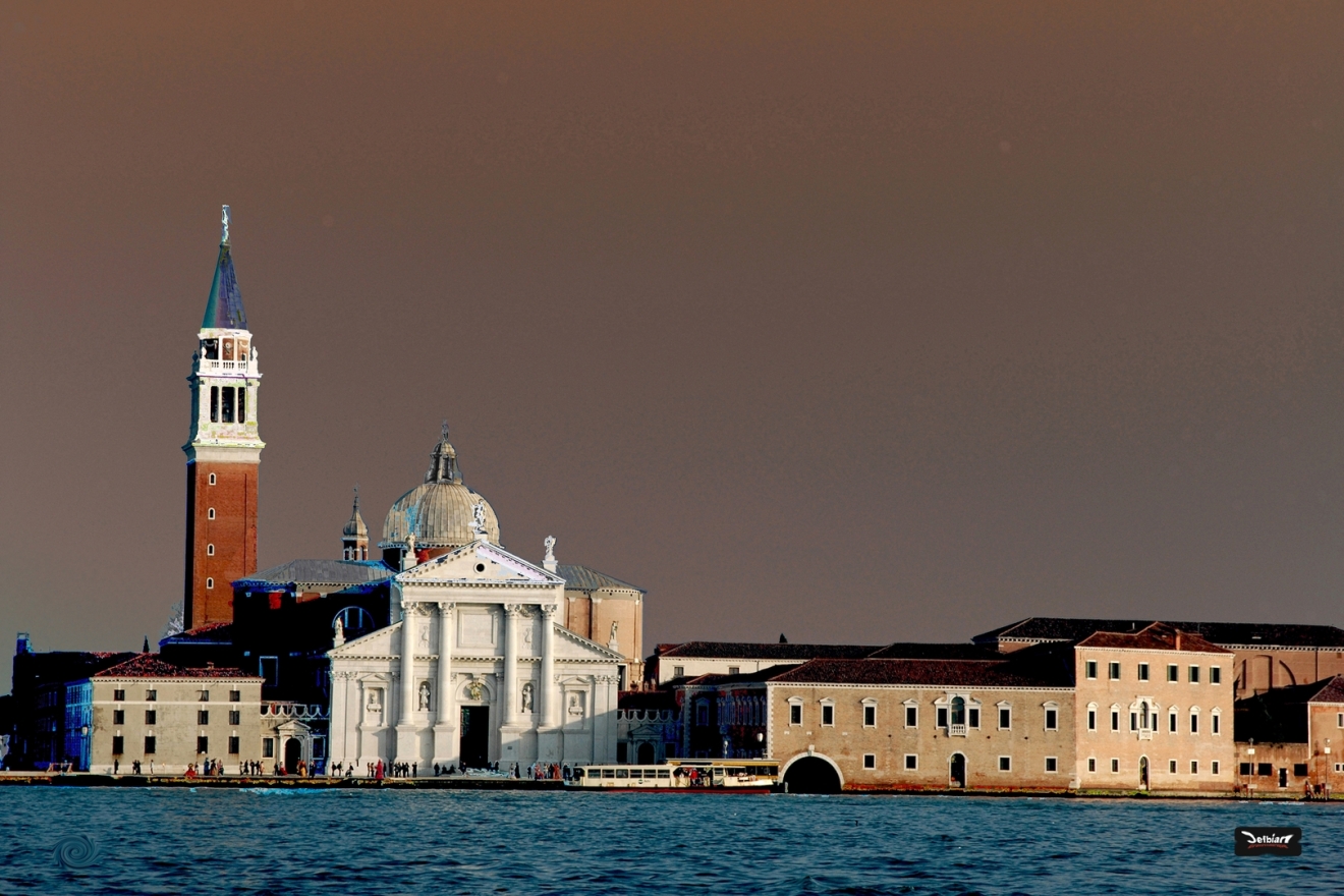 Diapositive 10++Charme_et_Tempete.jpeg 